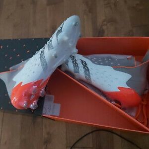 ADDIDAS PREDATOR FREAK + FG Cleats